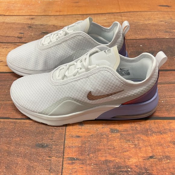Nike Women's Air Max Motion 2 Running Shoes - Picture 6 of 7